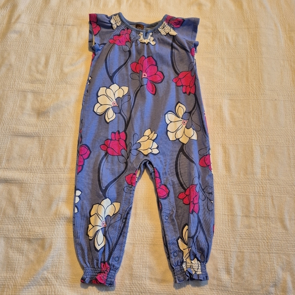 Tea Collection girls size 12-18 months short sleeve floral romper, EUC